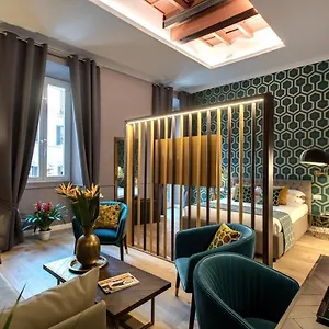 Tree Charme Parliament Boutique 3* روما